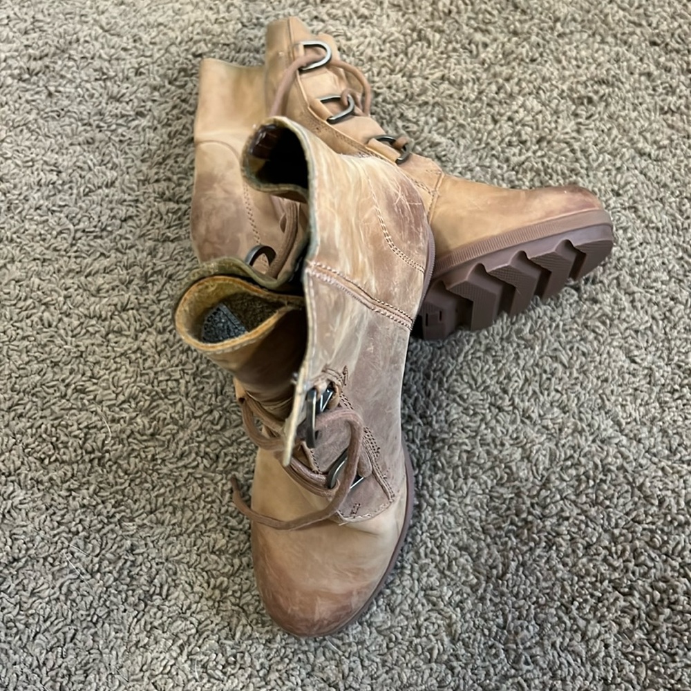 Sorel Joan Of Arctic Wedge II Camel Brown Leather Wedge Ankle Boots